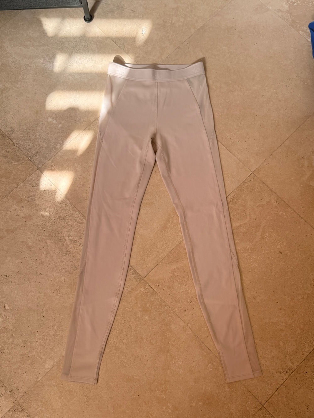 Alo Airlift Mesh Leggings